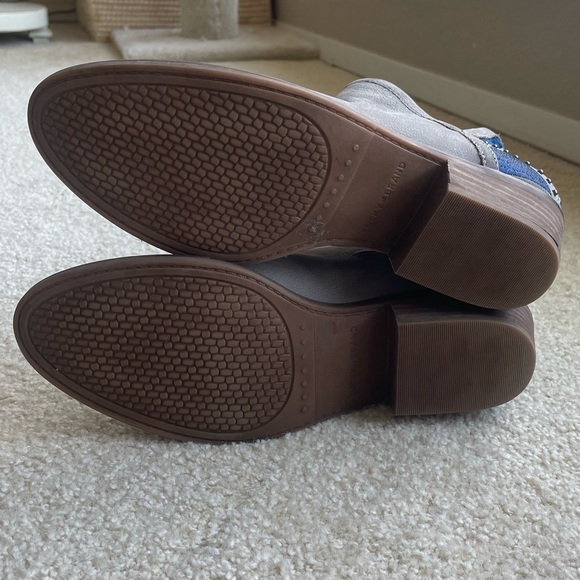 Lucky Brand Kambry Booties - Picture 7 of 7